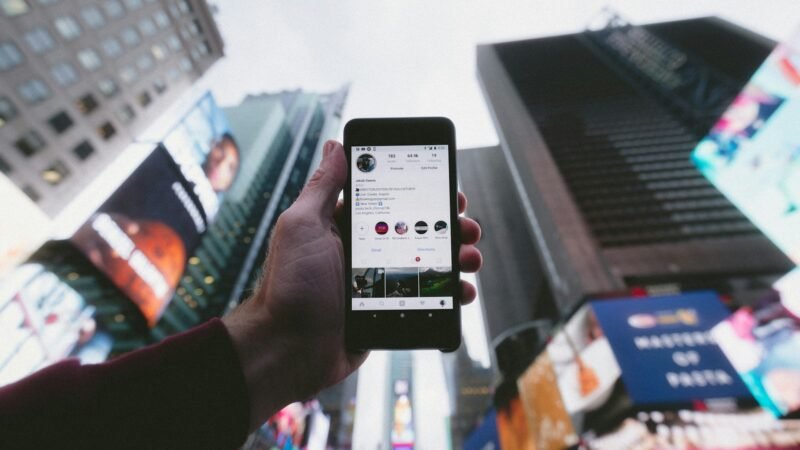 Near Me SEO: How to Rank for "Near Me" Searches in 2026